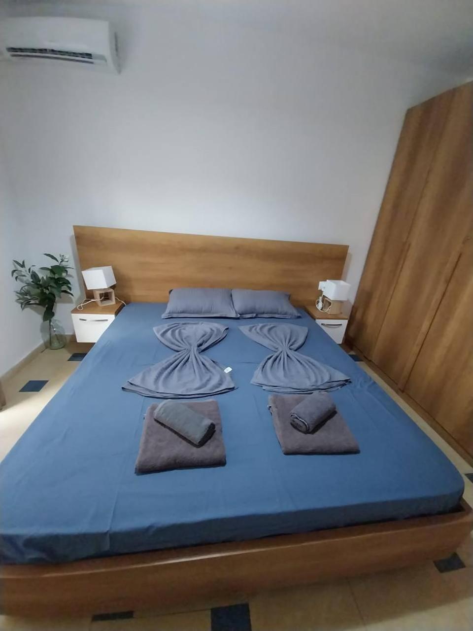 Apartment 1245